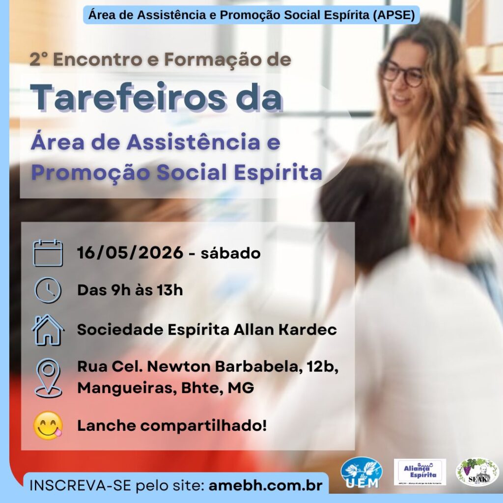 Cartaz com mulher cabelo loiro, usando óculos, camisa branca, de pé conversando com 3 pessoas sentadas.